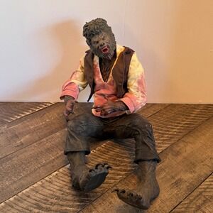 Mezco 2009 Werewolf Monster Action Figure FW2719 Blockbuster Exclusive